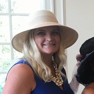 Meet your Posher, Rachel